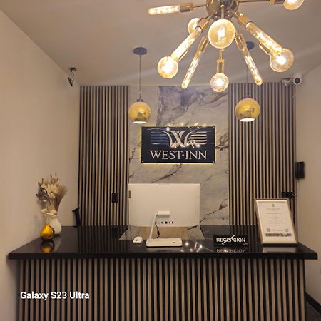 Hotel West Inn Bogotá Zewnętrze zdjęcie