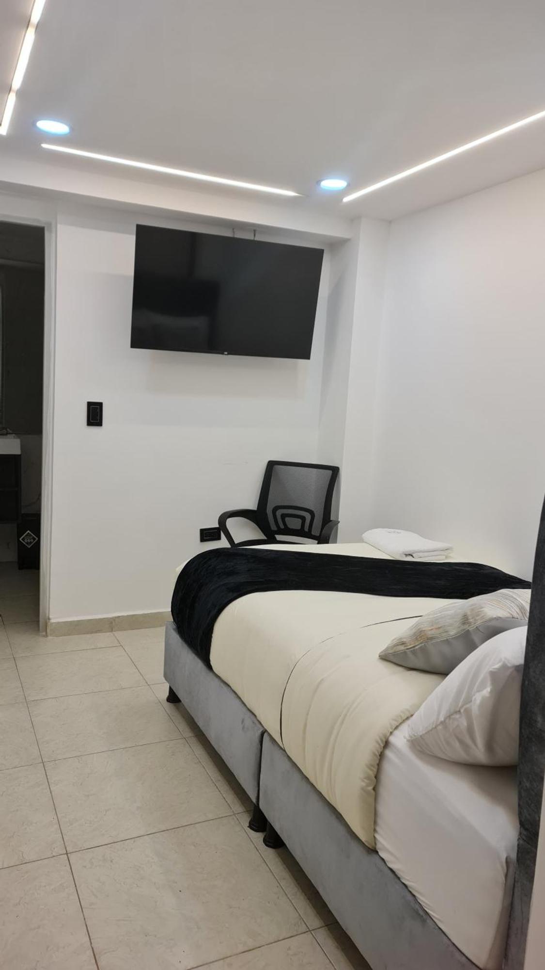 Hotel West Inn Bogotá Zewnętrze zdjęcie
